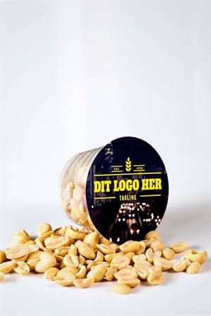 Snacks bæger med logo tryk på toppen af bægeret - ristede og saltede peanuts